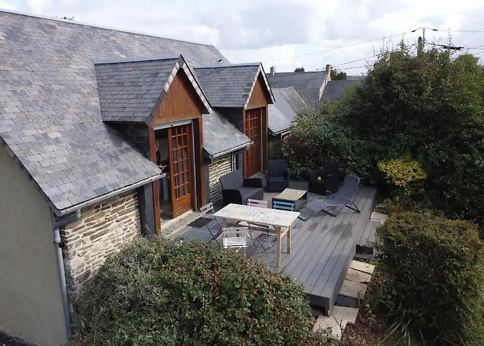 דירה Modernes Mit Grossem Garten