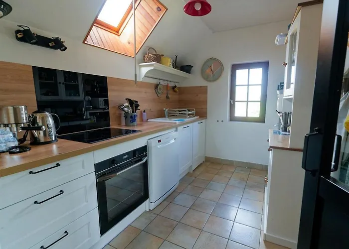 Modernes Mit Grossem Garten *