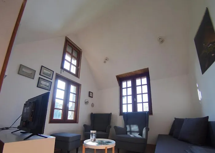 Modernes Mit Grossem Garten *