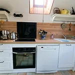 Modernes Mit Grossem Garten Surtainville